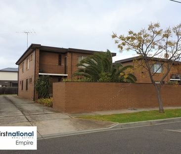 Neat & Convenient 1 Bedroom Unit - Photo 1
