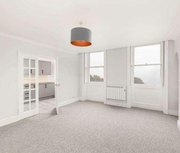 Camden Crescent, BA1 - Photo 2