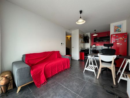 Location Appartement 2 pièces 41m² GRENOBLE 38000 - Photo 2