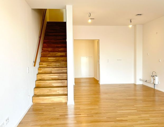 Einzigartig Wohnen auf FRANKLIN: Stylische 2-Zi.-Maisonette-Wohnung mit Balkon - Foto 1