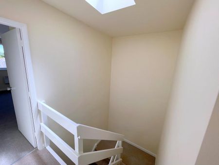 2 bedroom maisonette to rent - Photo 3