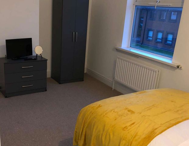 Woodhouse Street Room 6 - Photo 1