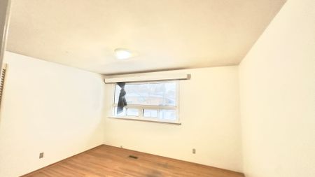 For Lease - 81 Amberjack Boulevard, Toronto, Ontario - Photo 3