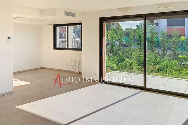 Location Maison 5 pièces 123m² CAGNES SUR MER 06800 - Photo 1