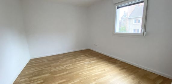 Location Appartement 2 pièces 37m² LENS 62300 - Photo 2
