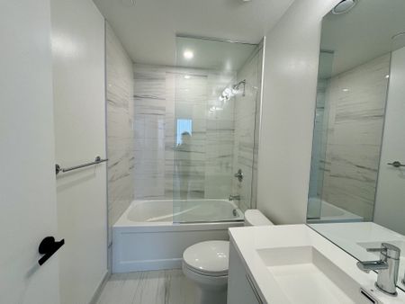 For Lease - 8 INTERCHANGE Way Unit# 1007, Vaughan, Ontario - Photo 3