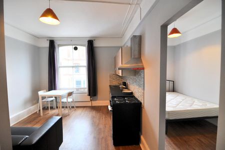 1 bedroom apartment to rent - Photo 3