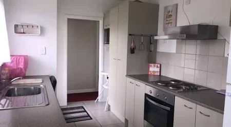 A Great Family Home in a Handy Location - Photo 2