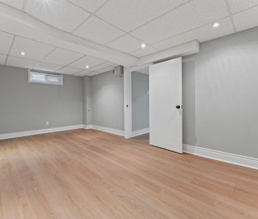 For Lease - 690 Elgin Street, Newmarket, Ontario - Photo 5