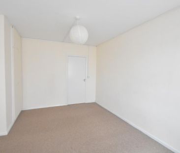 3 bedroom flat to rent - Photo 3