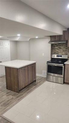 For Lease - 10 Templeton Court Unit# Bsmt, Brampton, Ontario - Photo 1