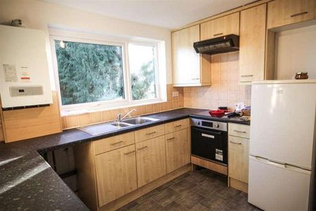 Elmsleigh Court, Glen Eyre Road, Southampton, SO16 - Photo 4