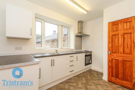 1 bed Flat for Rent - Photo 5