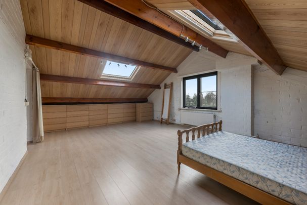 Ruim duplexappartement te huur in Zwijndrecht - Photo 1