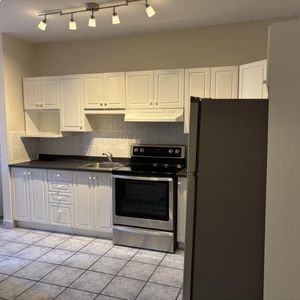 4 1/2 - Montréal (Le Plateau Mont-Royal) - 1 620 $/mois - Photo 2