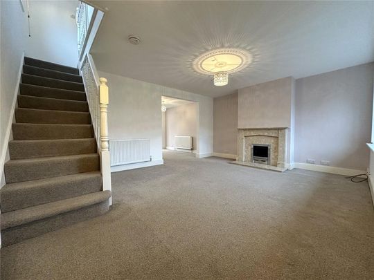 3 bedroom semi-detached house to rent - Photo 1
