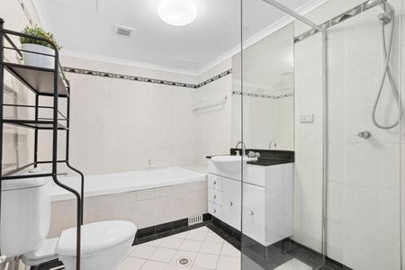 1-7 Pelican Street, Surry Hills NSW 2010 - Apartment For Rent | Domain - Photo 4