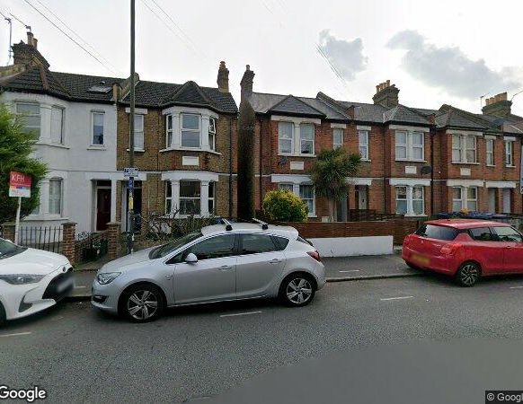 1 Bed Flat, Kingston Road, SW20 - Photo 1