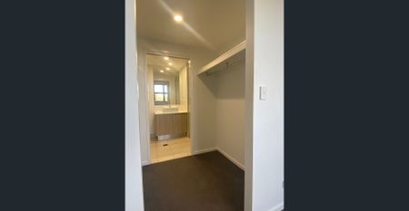 1 bedroom, open study with 2 bathroom apartment - Photo 5