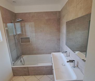 Location Maison 4 pièces 123m² LE PASSAGE 47520 - Photo 4