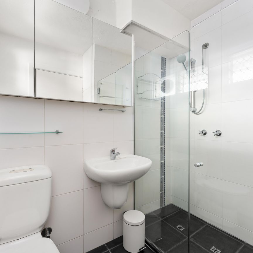 2/9 Egan Street, Richmond VIC 3121 - Apartment For Rent | Domain - Photo 1