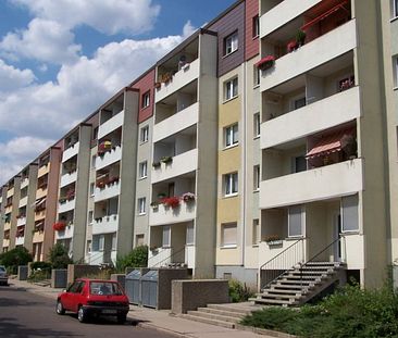 Genießen Sie den Ausblick - 3 Zimmer-Wohnung in Halle - Photo 2