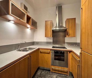 The Tower, Georges Square, Redcliffe, Bristol, BS1 - Photo 3