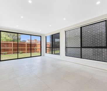 Brand New Luxury Home in Mount Waverley Secondary College School Zone - Photo 4