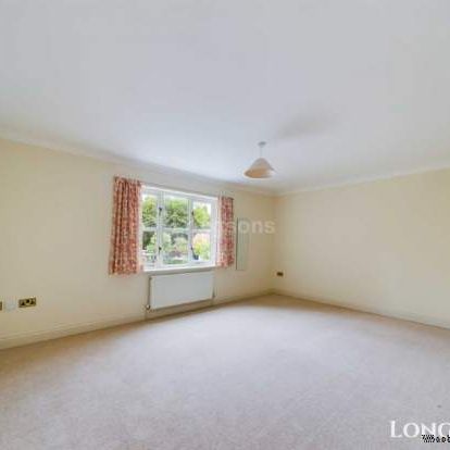 4 bedroom property to rent in Swaffham - Photo 1