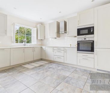 4 bedroom terraced house to rent - Photo 2