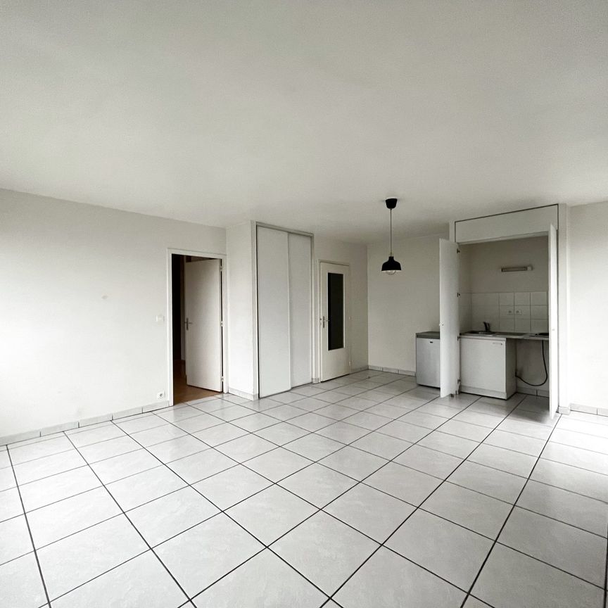 Location Appartement 2 pièces 46m² RODEZ 12000 - Photo 1