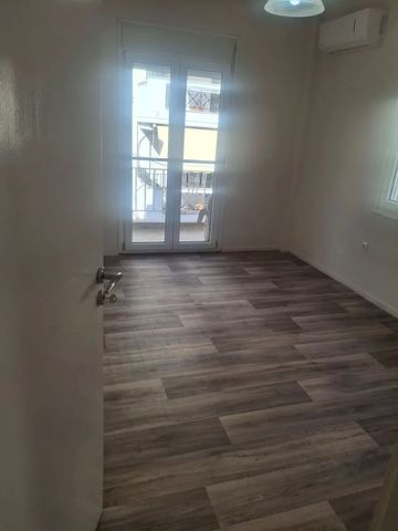Studio/Γκαρσονιέρα για ενοικίαση Ρήγα Φεραίου (Νεάπολη) - Φωτογραφία 3