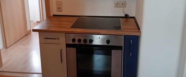 Nossen! Bezaubernde 2-Zimmerwohnung ... Laminat ... Tageslichtbad ... Abstellraum! - Foto 1