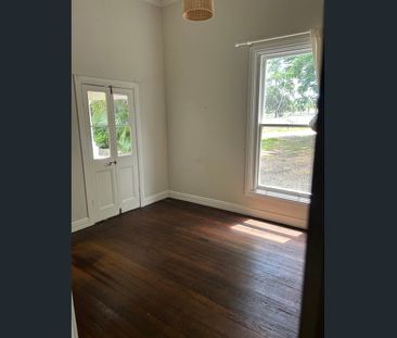 Country cottage in the heart of the Swan Valley - Photo 1