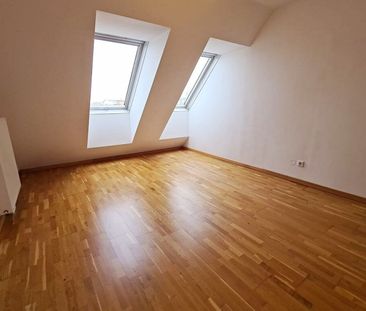 TERRASSENHIT, 61 m2 Dachgeschoß mit 48 m2 Terrasse, Wohnküche, 1 Zi... - Photo 2