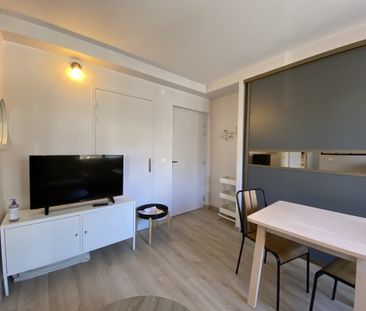 Location Appartement 1 pièce 25m² ANNECY 74000 - Photo 3