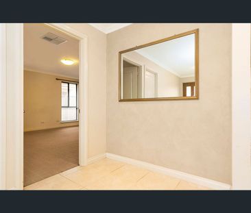 23 Balsam Mews, Aveley, WA 6069 - Photo 2