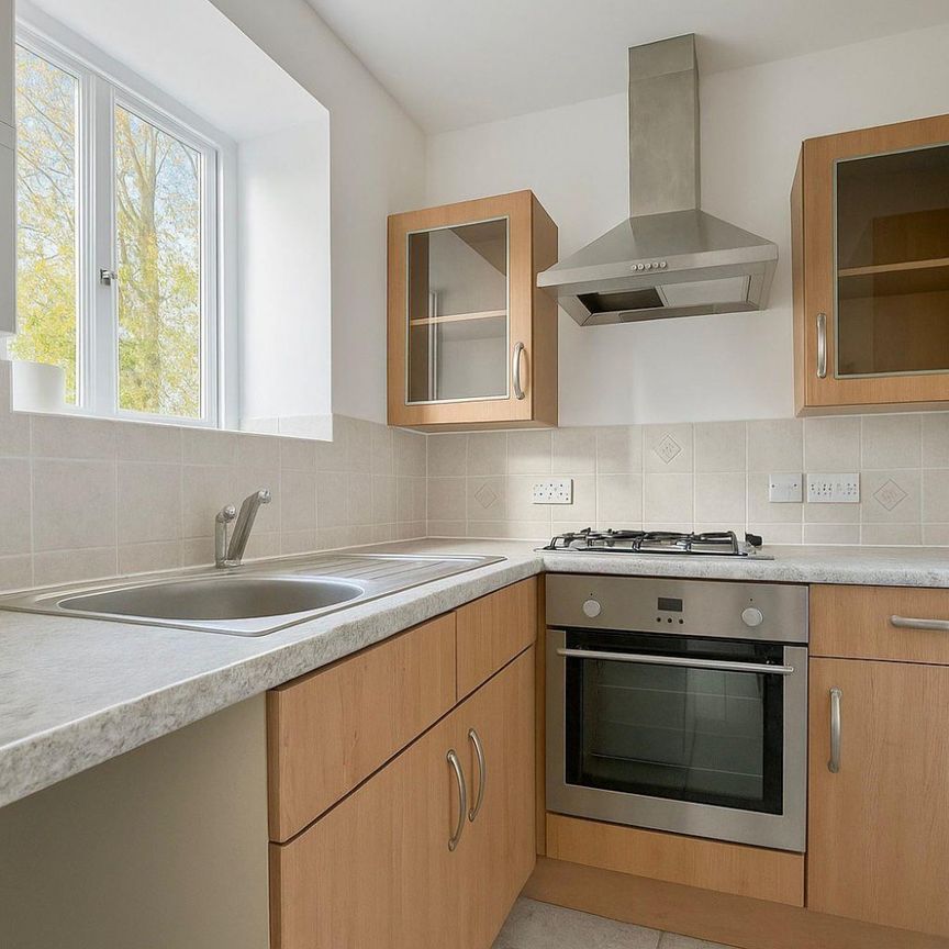 1 bedroom Flat To Let Total Size: 453 SQ FT - Photo 1