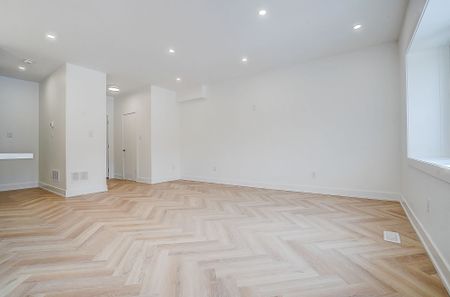 For Lease - 1146 Broadview Avenue Unit# 4, Toronto, Ontario - Photo 5
