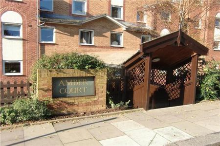 1 bedroom retirement property to rent - Photo 4