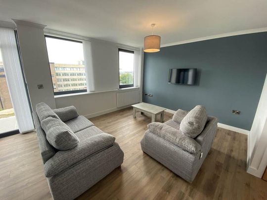 2 bedroom flat to rent - Photo 1