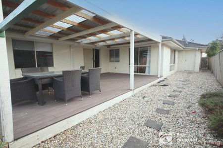 Great family home - Photo 3