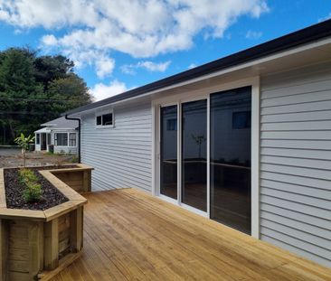 Easy Modern Living Close to Inglewood CBD - Photo 1