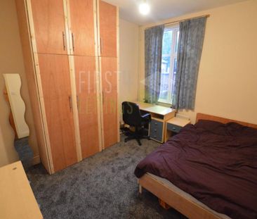 4 bedroom terraced house to rent - Photo 4