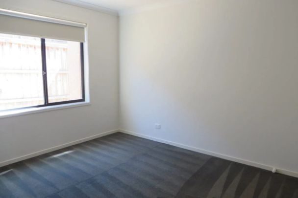 9 Kingview Place, - Photo 1