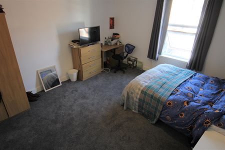 Thornville Mount, Hyde Park, LS6 1JX, Leeds - Photo 2