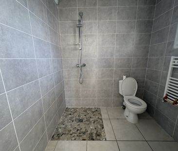Location Maison 4 pièces 89m² CHAZAY D AZERGUES 69380 - Photo 1