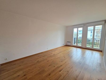 Location Appartement 2 pièces 43m² STE GENEVIEVE DES BOIS 91700 - Photo 5