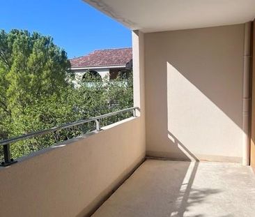 Location Appartement 3 pièces 66m² BRIGNOLES 83170 - Photo 5