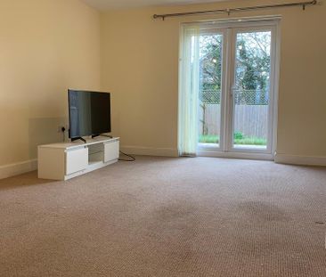 2 bedroom semi-detached house to rent - Photo 2